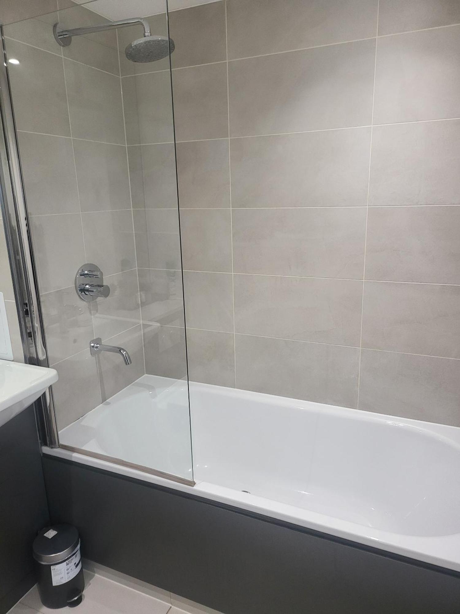 Kayz Lodge- Luxury Ensuite-Private & Shared Accommodation In A New House At The Olympic Village Overlooking Stratford Westfield And Tube Station London Værelse billede